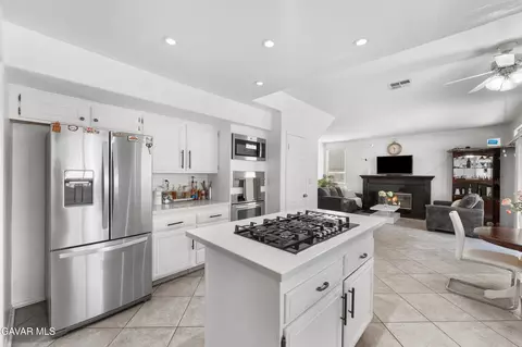 44559 Aspen St, Lancaster, CA 93535 photo 14