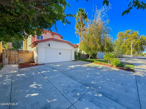 Other - 43925 17th St E, Lancaster, CA 93535 photo 3 of 9