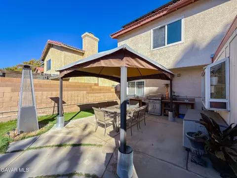 Exterior - 43925 17th St E, Lancaster, CA 93535 photo 3 of 8