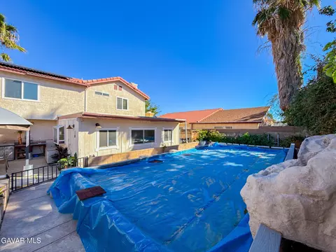 Exterior - 43925 17th St E, Lancaster, CA 93535 photo 6 of 8