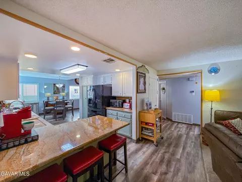 Kitchen - 43925 17th St E, Lancaster, CA 93535 photo 6 of 7