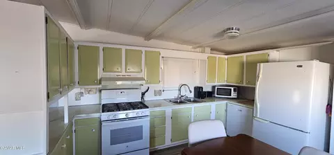 141 Balboa Ave, Mojave, CA 93501 photo 15