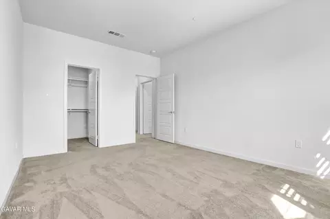 Bedroom - 561 Winchester Dr, Oxnard, CA 93035 photo 1 of 2