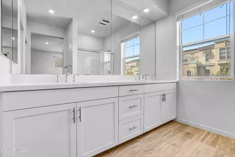 Other - 561 Winchester Dr, Oxnard, CA 93035 photo 6 of 9