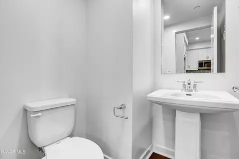 Other - 561 Winchester Dr, Oxnard, CA 93035 photo 2 of 9
