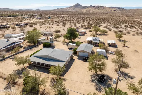 3350 Dawn Rd, Rosamond, CA 93560