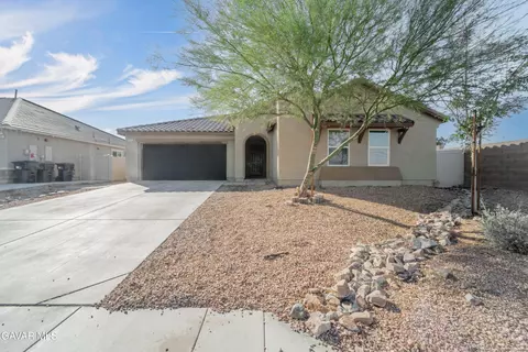 44755 22nd St E, Lancaster, CA 93535