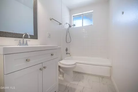 614 Pondera St E, Lancaster, CA 93535 photo 12