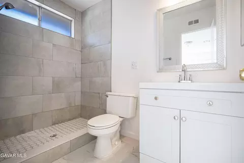 614 Pondera St E, Lancaster, CA 93535 photo 11