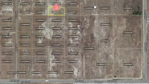 43 Rd Newgrove St W, Lancaster, CA 93535