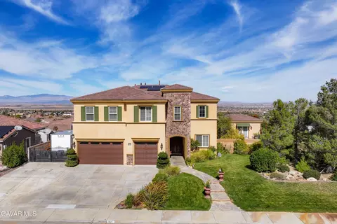 6615 Breton Pl, Palmdale, CA 93551