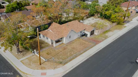 View/Area - 229 H St E, Tehachapi, CA 93561 photo 1 of 4