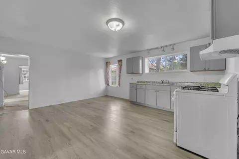 Other - 229 H St E, Tehachapi, CA 93561 photo 5 of 6