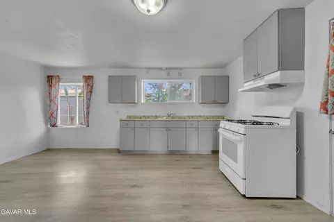 Other - 229 H St E, Tehachapi, CA 93561 photo 4 of 6