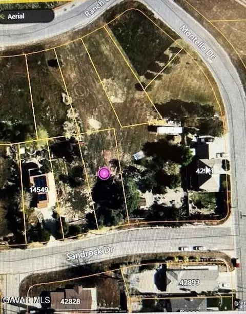 Sandrock Drive, Lake Elizabeth, CA 93532