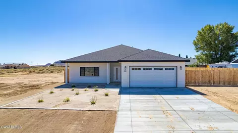 9736 Nipa Ave, California City, CA 93505