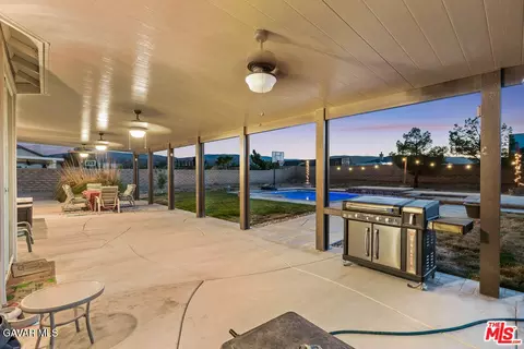 Exterior - 41507 Alexo Dr, Lancaster, CA 93536 photo 5 of 13