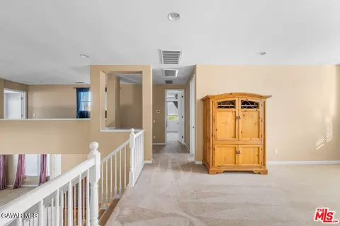 Entry Way - 41507 Alexo Dr, Lancaster, CA 93536 photo 4 of 6