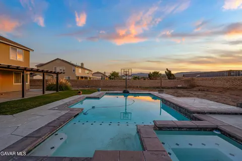 Exterior - 41507 Alexo Dr, Lancaster, CA 93536 photo 8 of 13