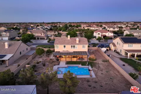 View/Area - 41507 Alexo Dr, Lancaster, CA 93536 photo 2 of 5