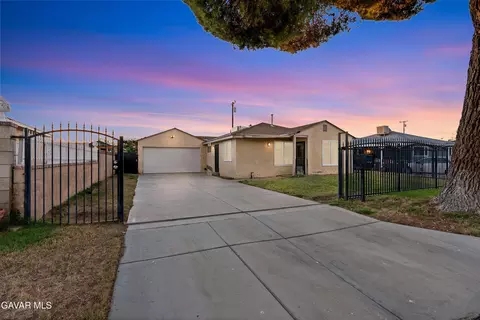 44347 Stanridge Ave, Lancaster, CA 93535