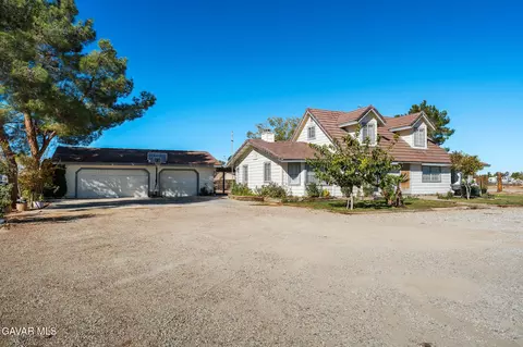 44909 45th St E, Lancaster, CA 93535 photo 1