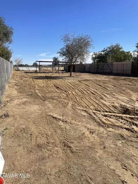 37720 90th St E, Littlerock, CA 93543 photo 17