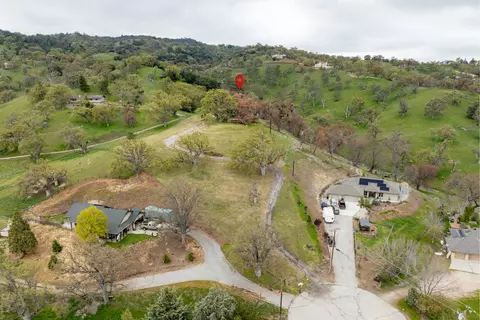 View/Area - 30301 Knight Ct, Tehachapi, CA 93561 photo 4 of 5