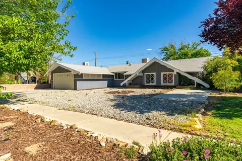 1138 Avenue J4 E, Lancaster, CA 93535 photo 4
