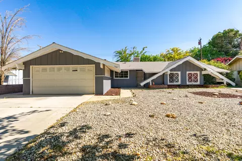 1138 Avenue J4 E, Lancaster, CA 93535 photo 2