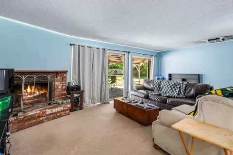 1138 Avenue J4 E, Lancaster, CA 93535 photo 7