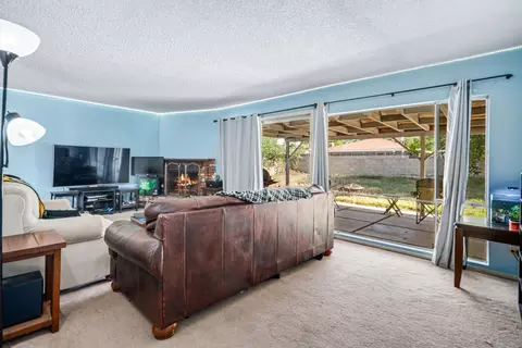 1138 Avenue J4 E, Lancaster, CA 93535 photo 5