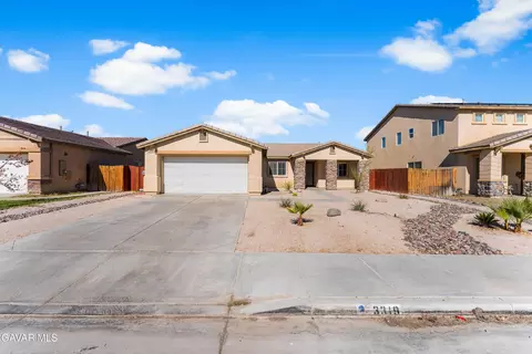 3319 Gemstone Ave, Rosamond, CA 93560