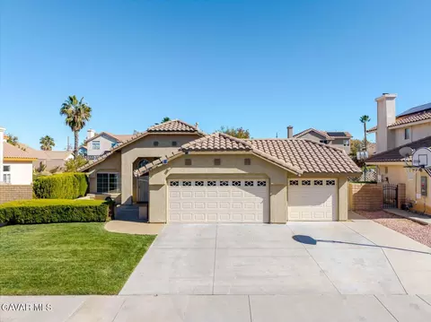 39764 Milan Dr, Palmdale, CA 93551