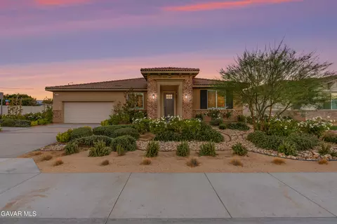 3664 Saddleback Dr, Palmdale, CA 93550 photo 1