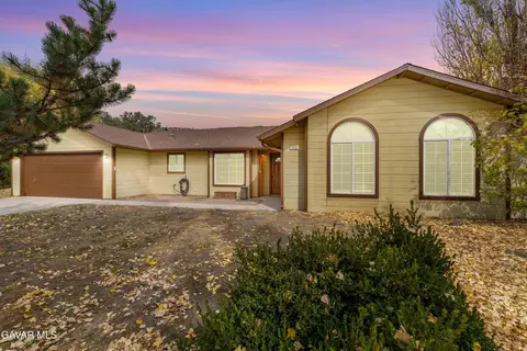 29301 Lower Valley Rd N, Tehachapi, CA 93561