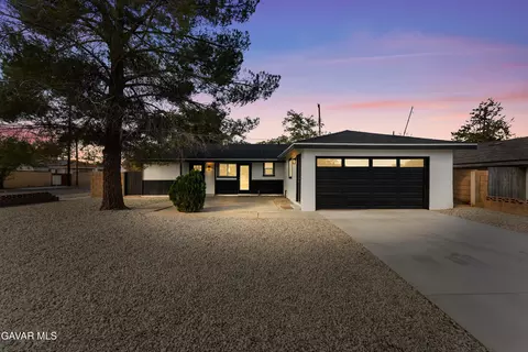 45503 Andale Ave, Lancaster, CA 93535 photo 2