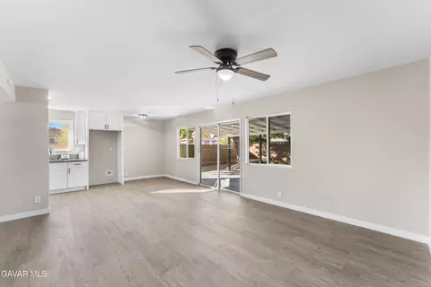 45503 Andale Ave, Lancaster, CA 93535 photo 6