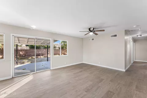 45503 Andale Ave, Lancaster, CA 93535 photo 11