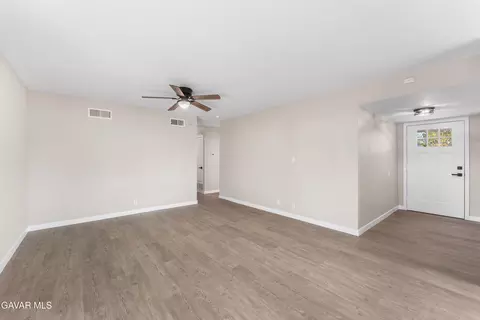45503 Andale Ave, Lancaster, CA 93535 photo 13