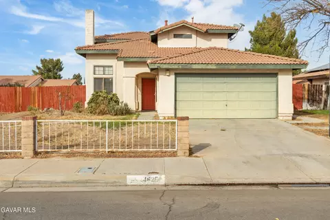 4625 Avenue R6 E, Palmdale, CA 93552