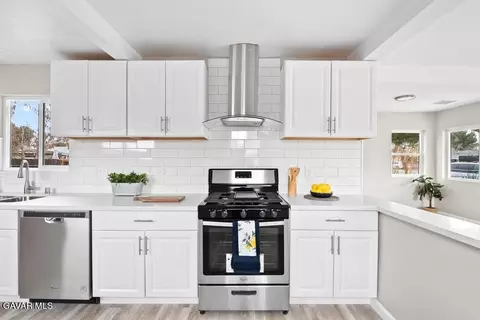 Kitchen - 5309 Ave L8 W, Lancaster, CA 93536 photo 1 of 1