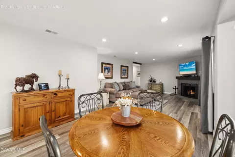 40305 174th St E, Lake Los Angeles, CA 93591 photo 6