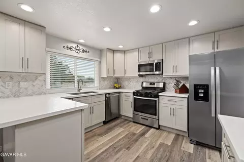 40305 174th St E, Lake Los Angeles, CA 93591 photo 8