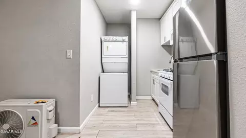 Other - 37519 Hudson St, Palmdale, CA 93552 photo 11 of 14