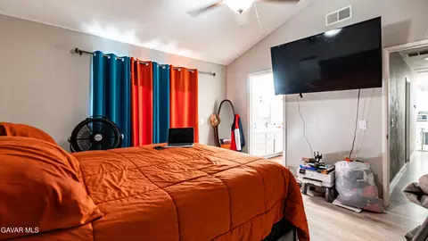 Bedroom - 37519 Hudson St, Palmdale, CA 93552 photo 5 of 7