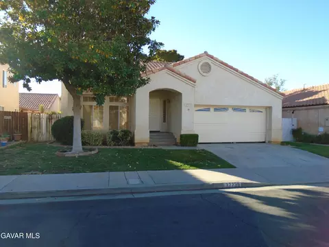 37739 Cardiff St, Palmdale, CA 93550