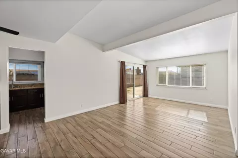 Living - 1004 Ave J14 W, Lancaster, CA 93534 photo 3 of 5