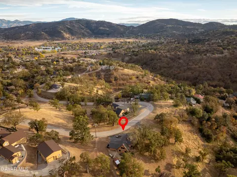 30320 Rollingoak Dr, Tehachapi, CA 93561 photo 37