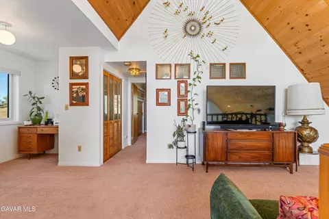30320 Rollingoak Dr, Tehachapi, CA 93561 photo 17